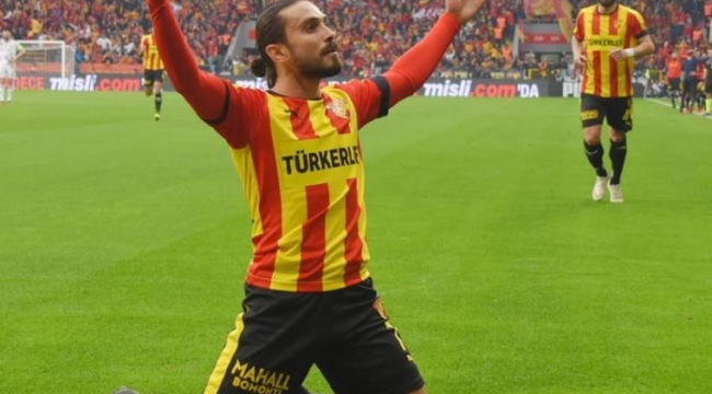 Halil Akbunar Süper Lig'de 100. maçına çıkmaya hazırlanıyor