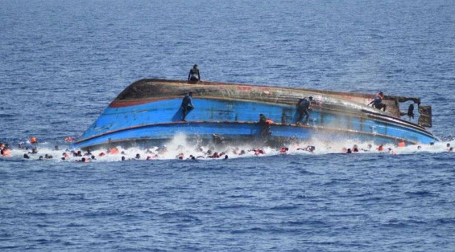 Tunus açıklarında göçmen teknesi battı: 20 ölü