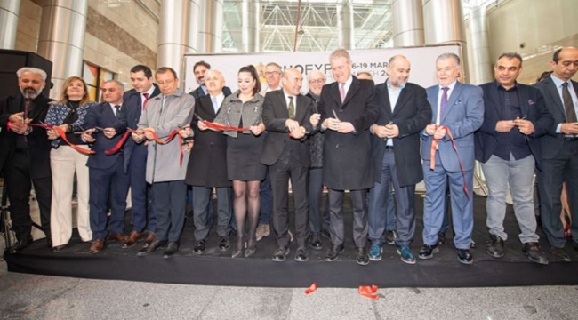 48. Shoexpo İzmir Ayakkabı ve Çanta Fuarı açıldı