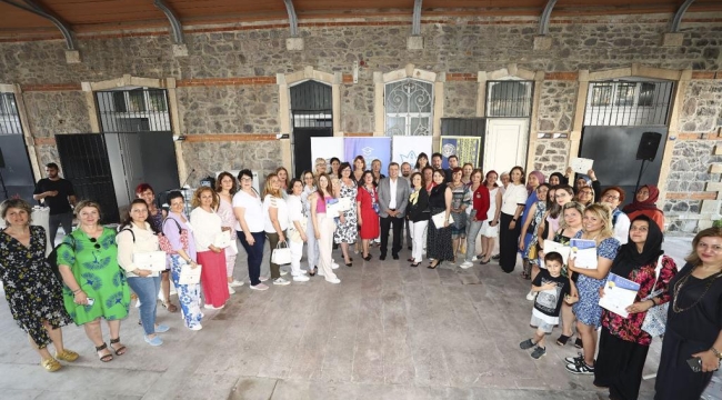 "Kız Kardeşler El Ele" projesinin Konaklı mezunları istihdama katılıyor