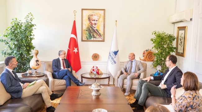 Danimarka Büyükelçisi'nden Başkan Soyer'e ziyaret