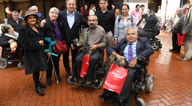 Başkan İduğ, engelli vatandaşlarla bir araya geldi